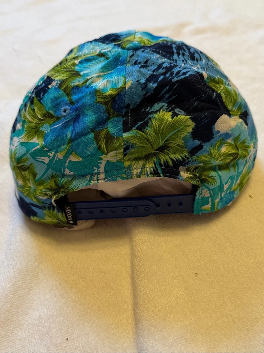 Nixon lightweight cap